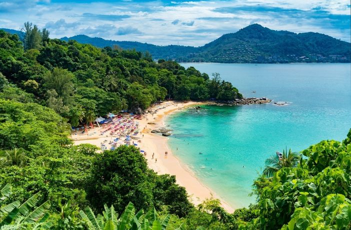 where to live in thailand